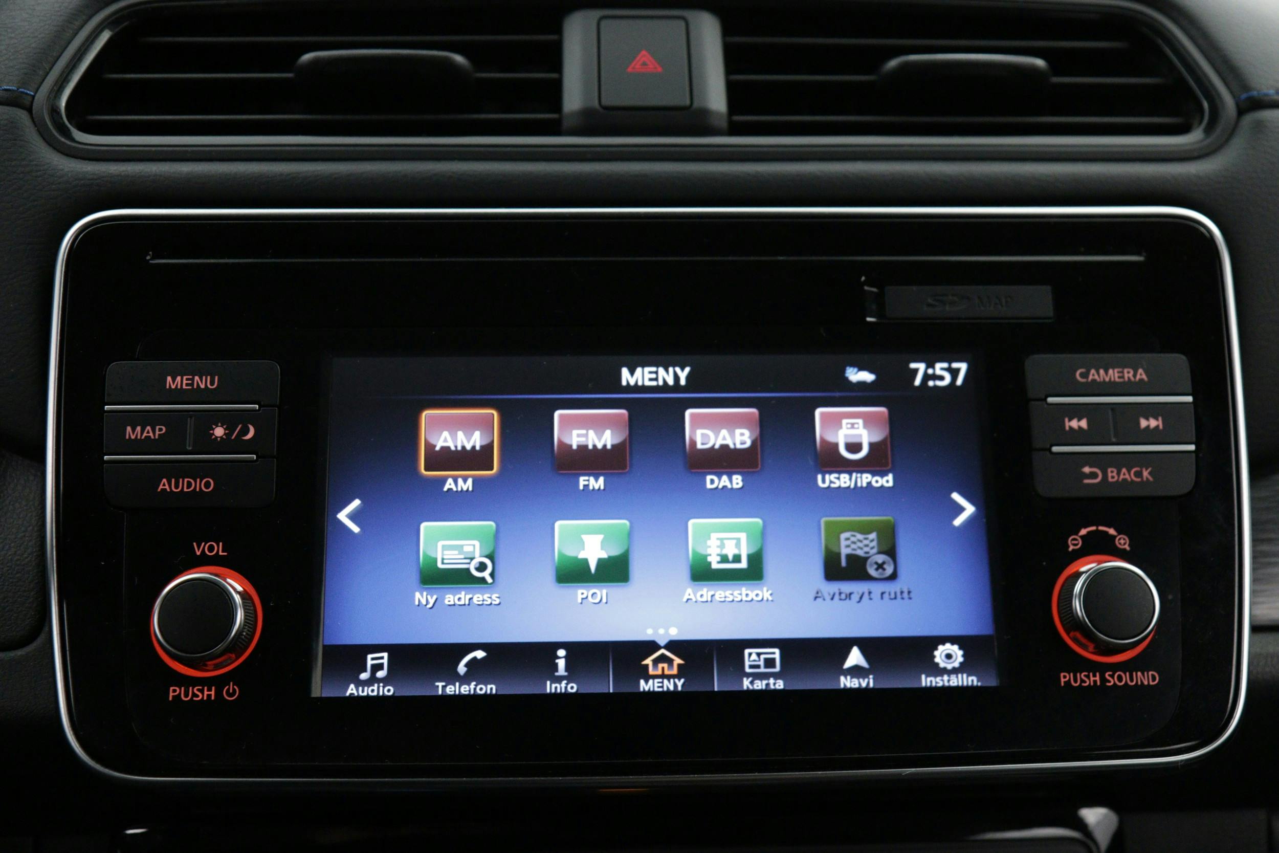 Infotainmentsystem: Android Auto | Apple CarPlay | Bluetooth