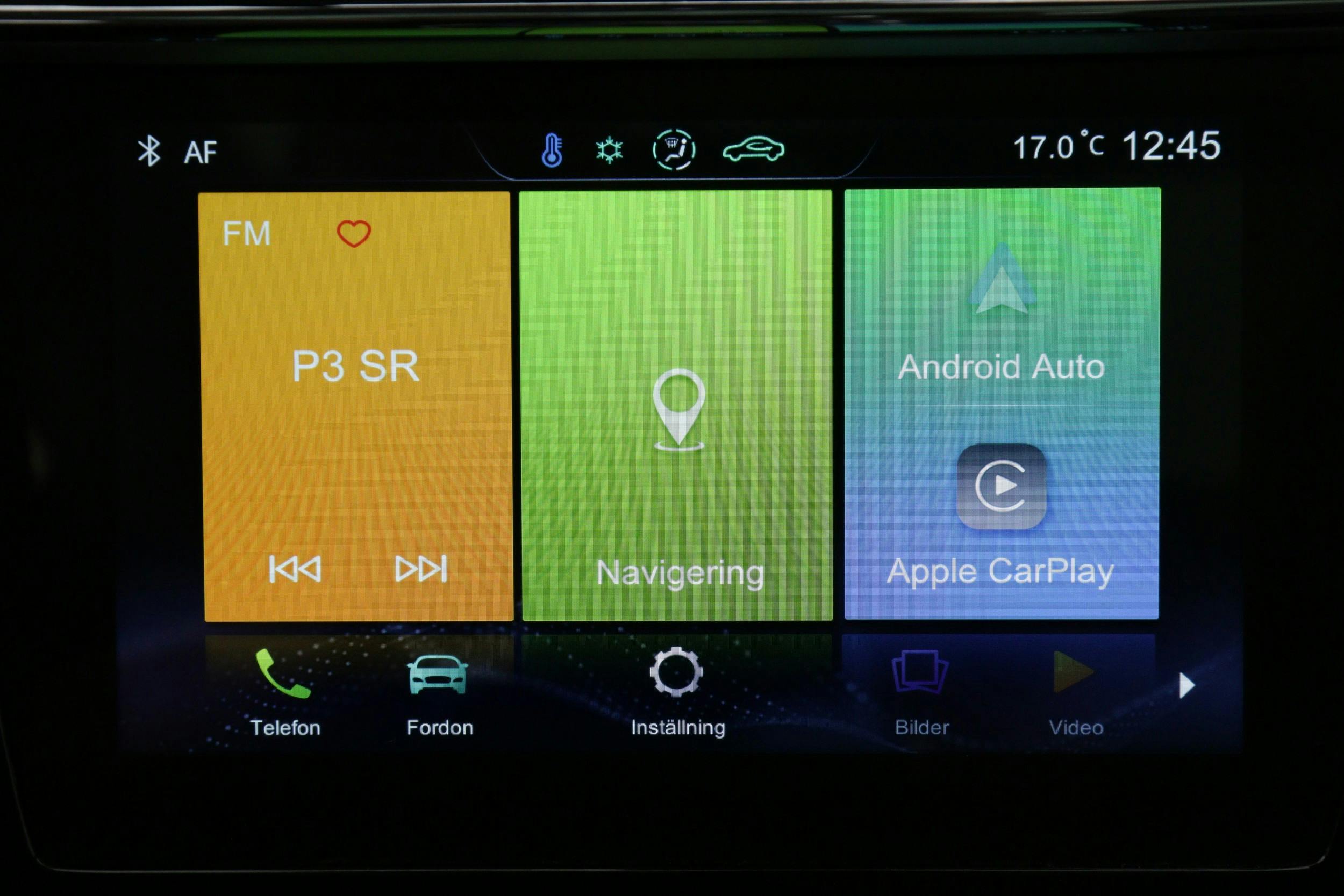 Infotainmentsystem: Apple CarPlay | Android Auto