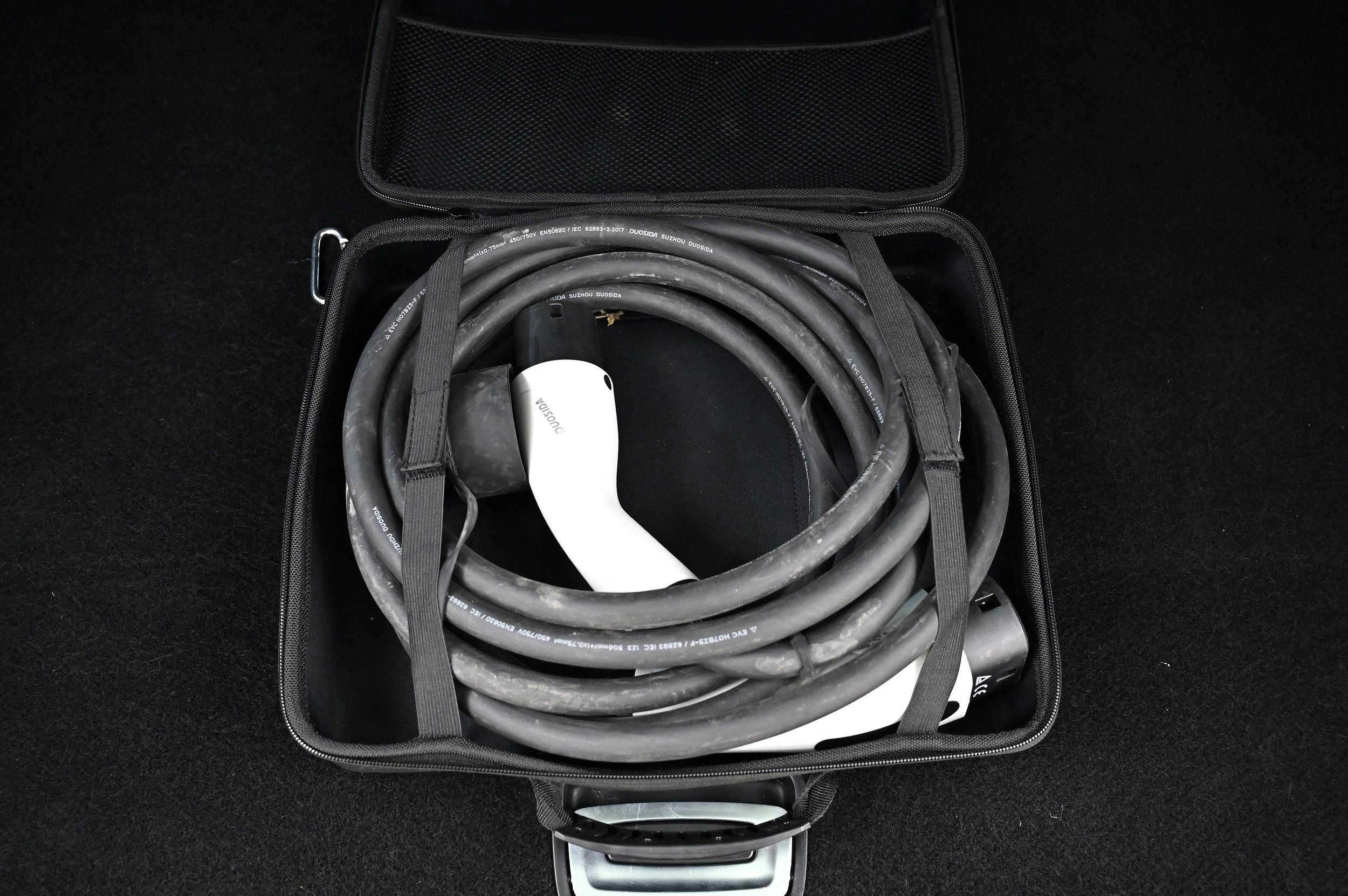 En laddkabel med Typ 2-kontakt - för laddning i laddstolpe/laddbox